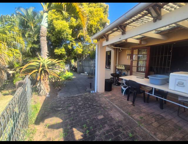 2 BEDROOM SECTIONAL TITLE FOR SALE IN THE WOLDS